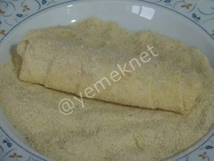 Beşamel Soslu Mantarlı Börek